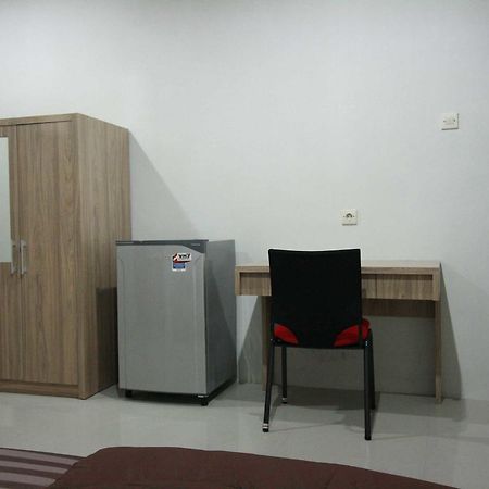 Dparagon Medokan Ayu Hotel Surabaya Exterior foto